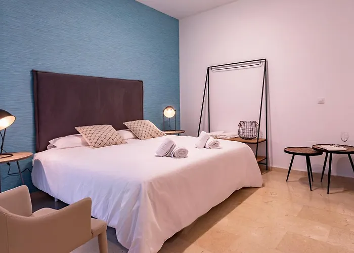 Malaga Central Suites
