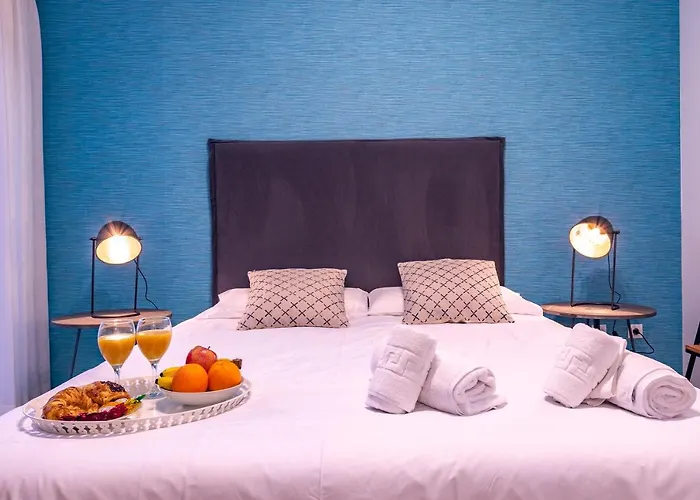Malaga Central Suites شقة